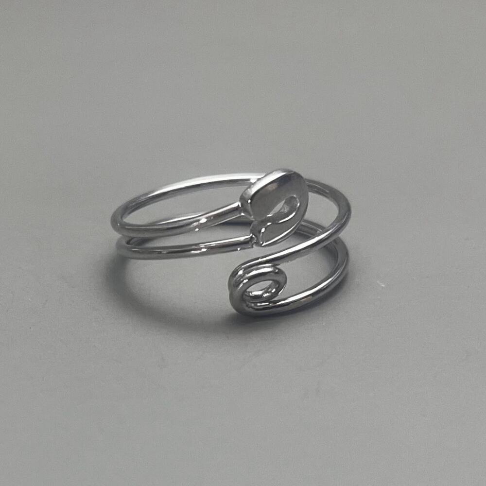 Y2K Vintage Silver Bobby Pin Ring – Adjustable Size, Unisex, Brand New